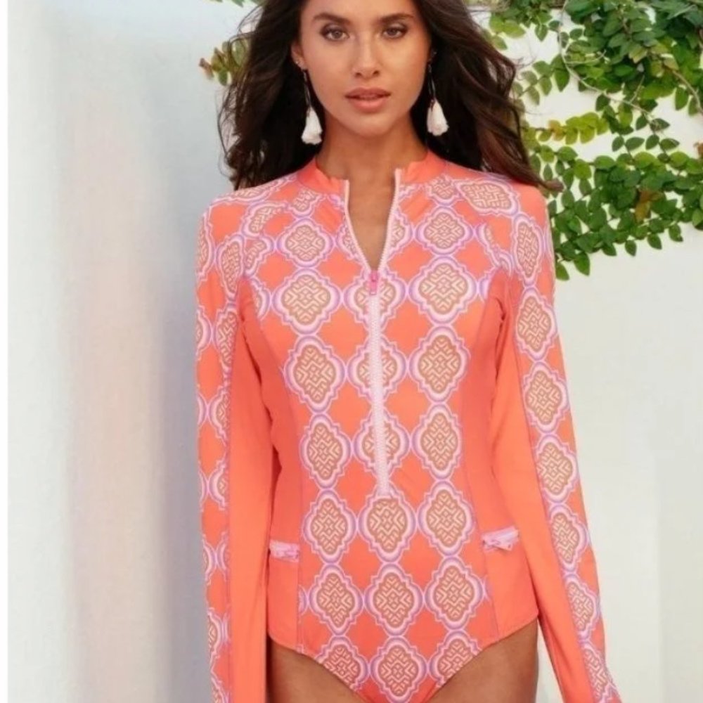 NWT CABANA LIFE Coral Geo Unisuit Bathing Swim Suit Size‎ L